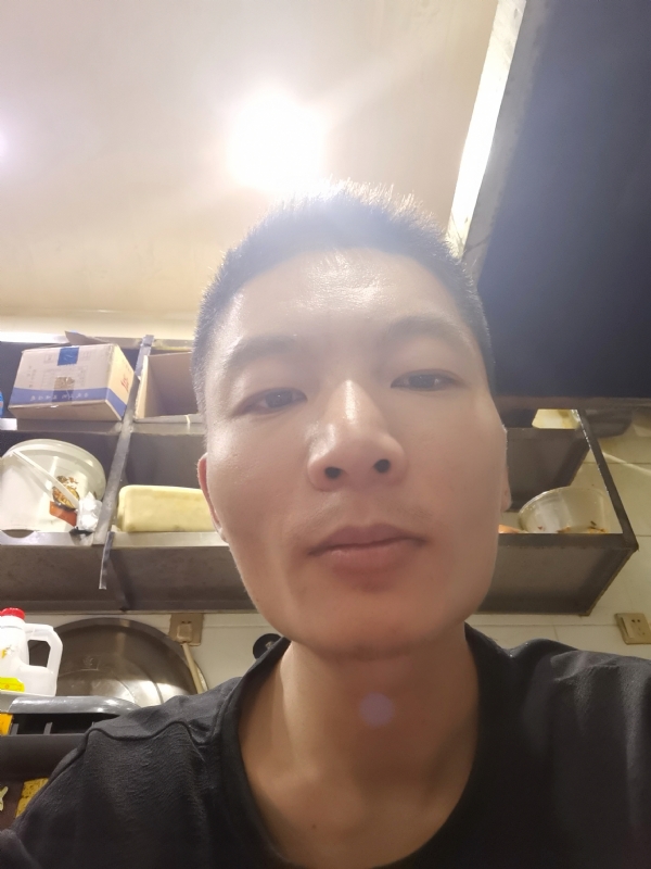邹先生的第一张照片--山西中老年相亲网